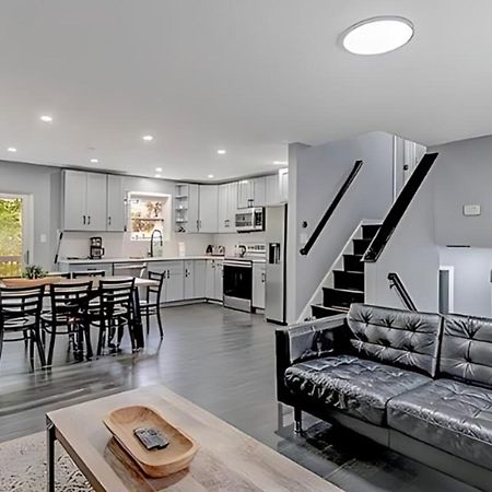 Peaceful Pocono Home With Hot Tub, Gym, & Office Long Pond 외부 사진