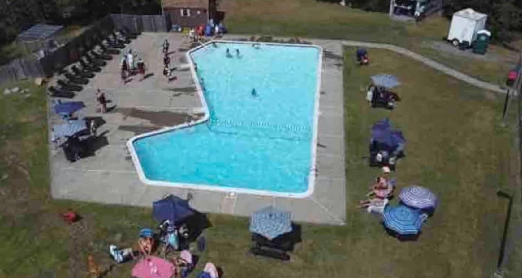Peaceful Pocono Home With Hot Tub, Gym, & Office Long Pond 외부 사진